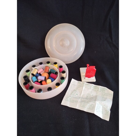 Vntg Bridges Plastic Products #100 Sewing Box Wooden Spools Thread Holder Thread - Picture 2 of 11